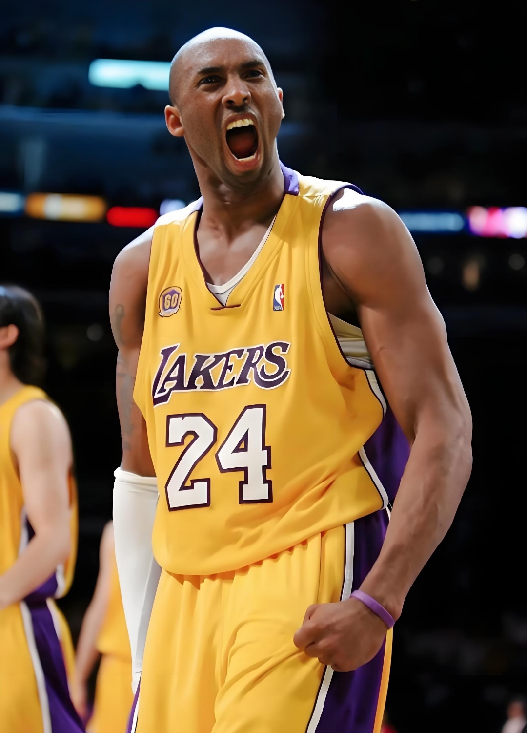 对年轻球员 对年轻球员