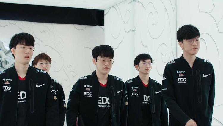 为核心的系 为核心的系